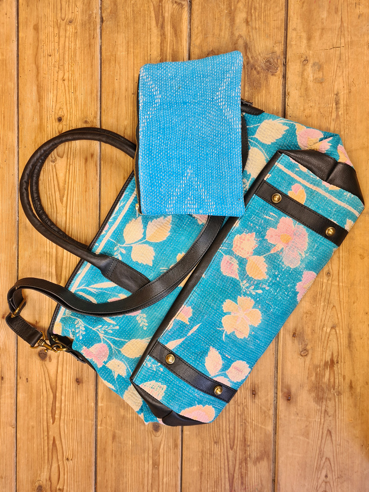 Overnight tote bag blues and greens