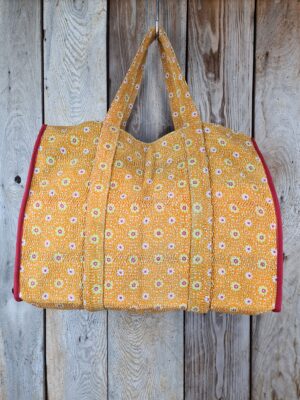 Colourful cotton kantha bags, pockets and purses, great for organising the smaller things in life. Made from recycled kantha quilts for the perfect accessory.