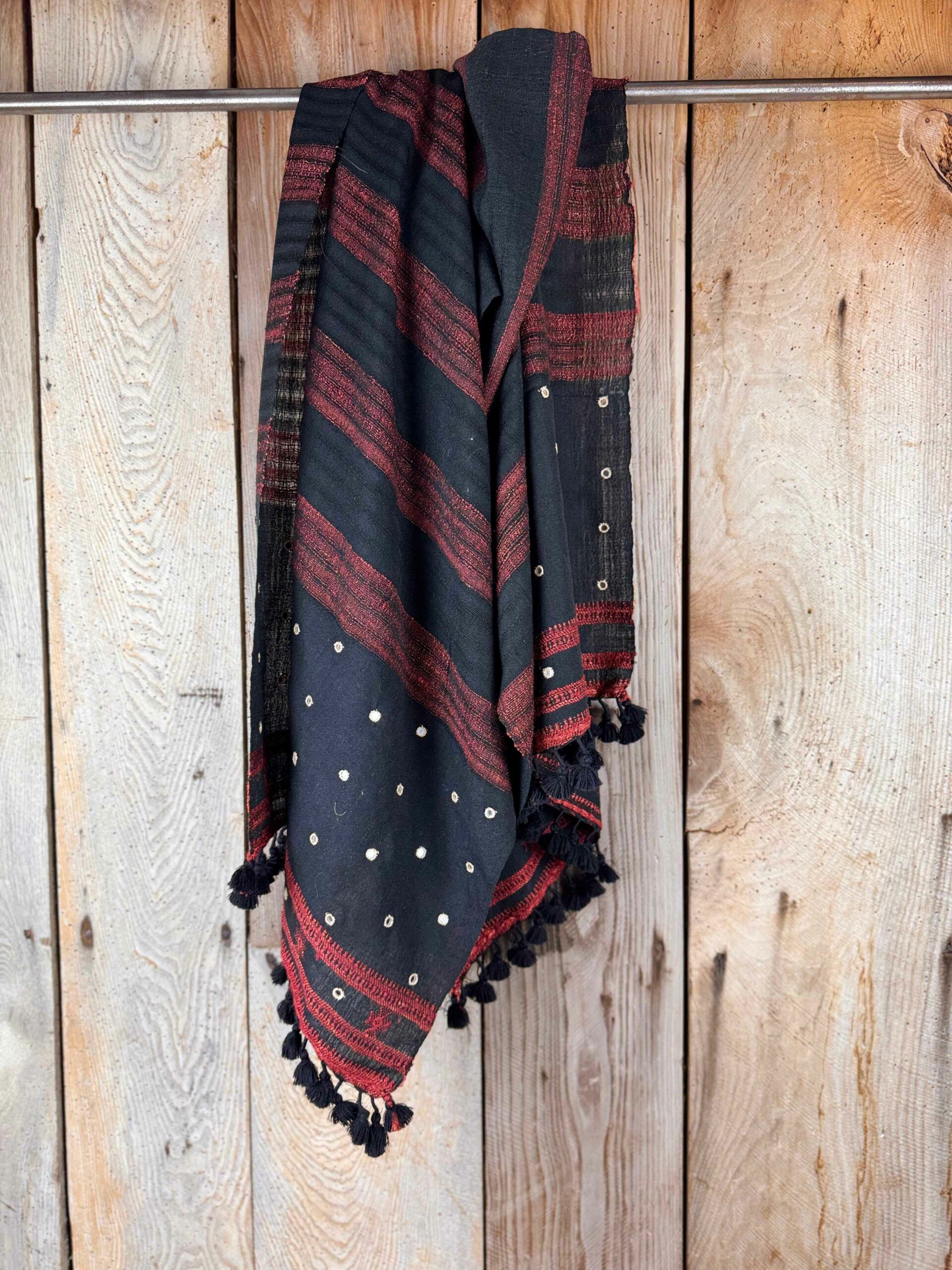 Hand woven Bhujodi scarves dyed with natural dyes, a cosy warm addition to your outfit.