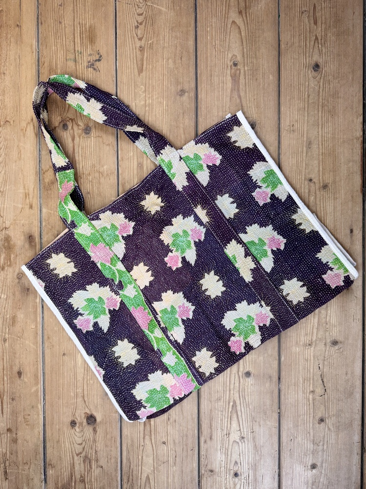 Colourful cotton kantha bags, pockets and purses, great for organising the smaller things in life. Made from recycled kantha quilts for the perfect accessory.